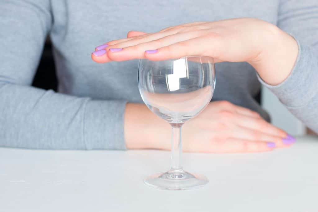 Suchý únor: Paradox alkoholové abstinence?